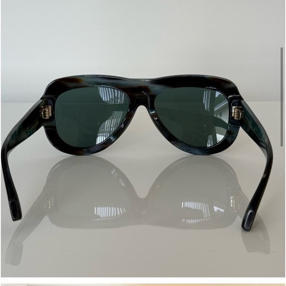 Ferragamo sunglasses main image 10